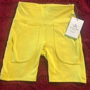 Alpine NEW with tags shorts *biker leggings shorts